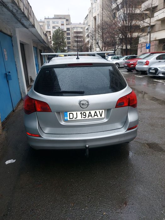 Opel astra j 1,7 /2011