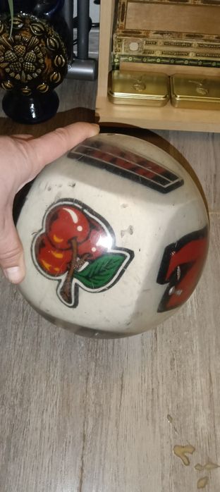 Bila bowling decor ideal casino