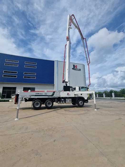 Автобетононасос Howo Jiuhe JH38