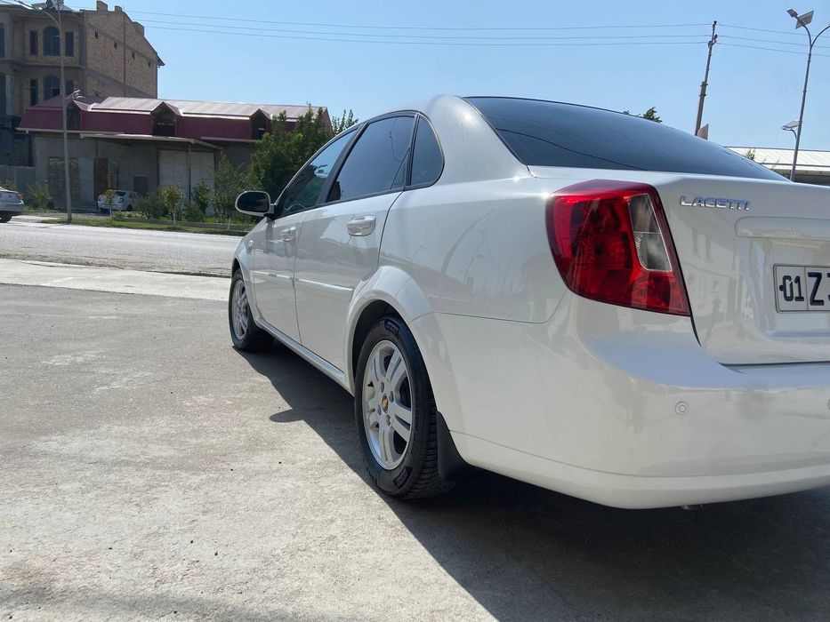 Chevrolet lacetti
