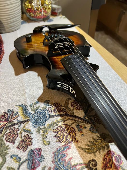 Vioara model Zeta