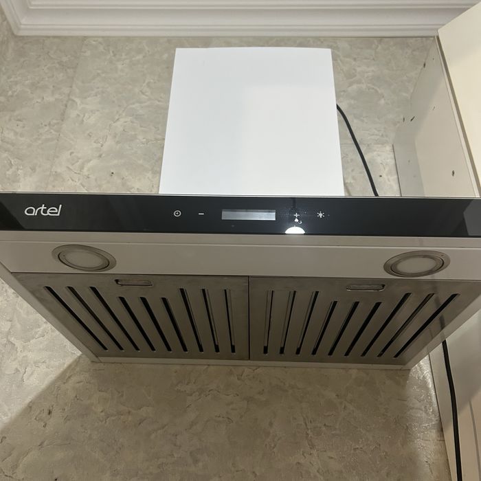 Вытяжка в отличном состояний