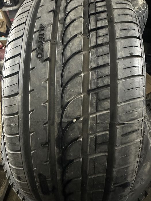 Шина 245/35ZR20 (1шт)