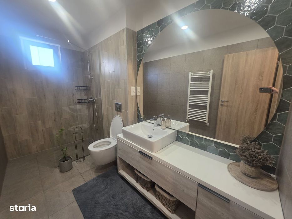 Inchiriez 3 camere cu terasa generoasa Urban Plaza