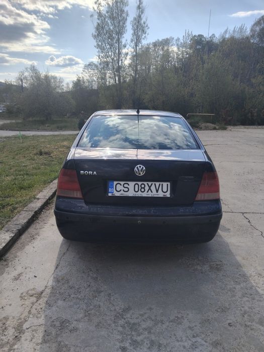 Vând vw bora 1.4 benzina an 2003 fara defecte cu fiscal pe loc