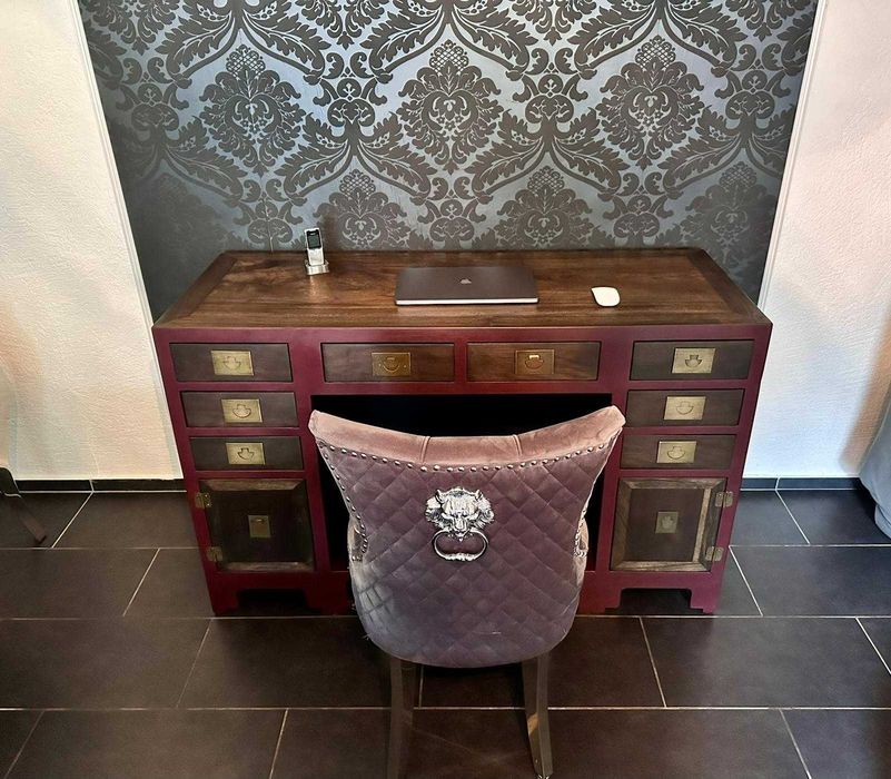 Birou vintage restaurat – design unic, stil britanic colonial