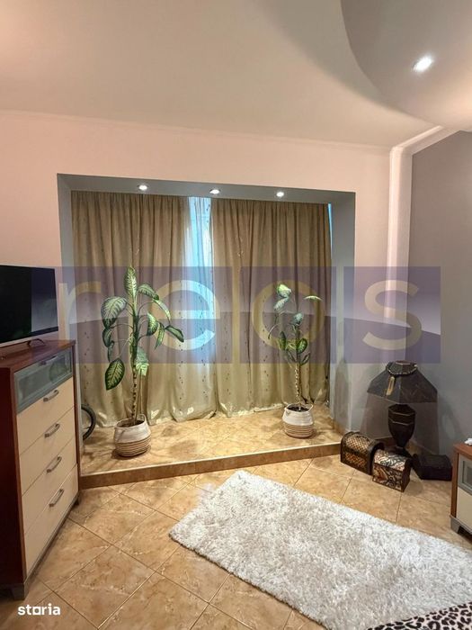 Vanzare 3 Camere Semidecomandat Dristor