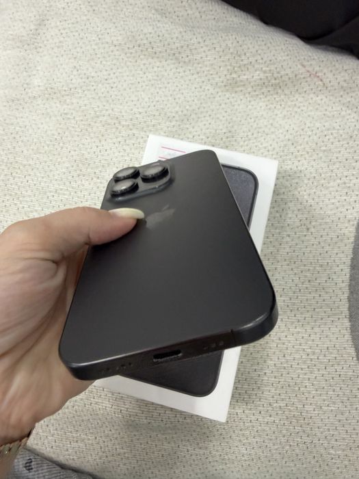 Apple 15 pro. Айфон 15 про