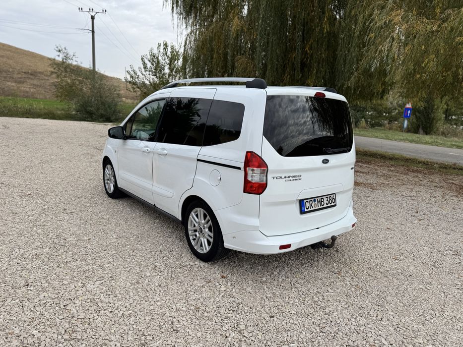 FORD Tourneo Courier 2018 — imagine 3