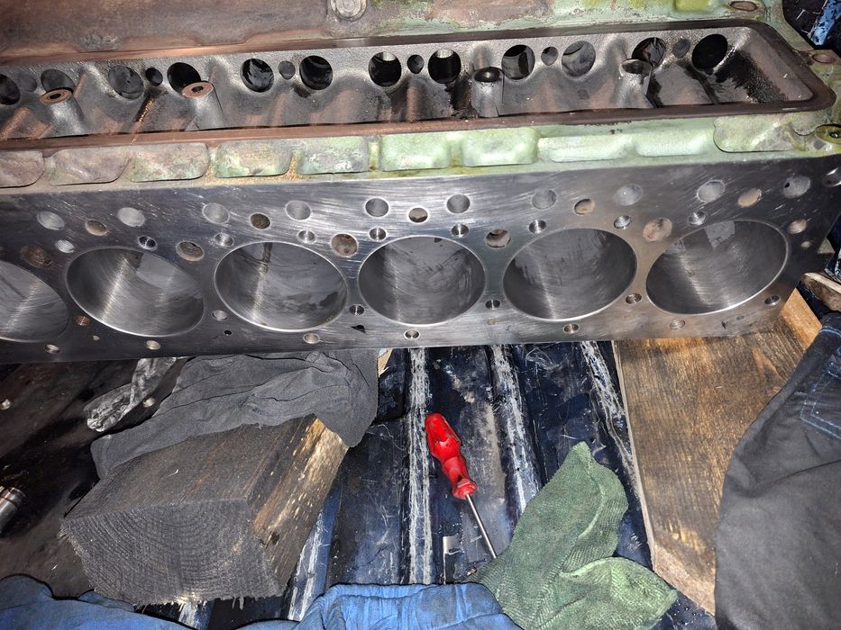 Двигател Мерцедес OM366