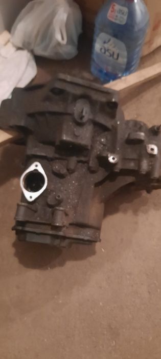 Продам коробку на пассат