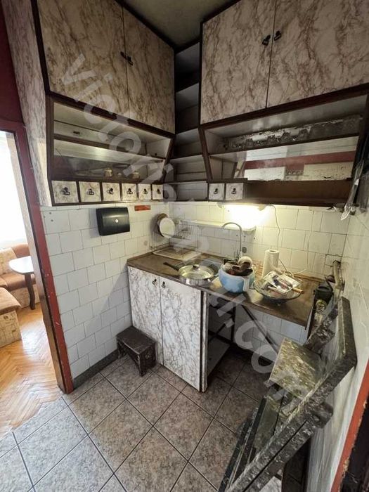 Продава се Тристаен апартамент в Велико Търново, Център - 115 кв.м за 740 €/кв.м - Снимка #3