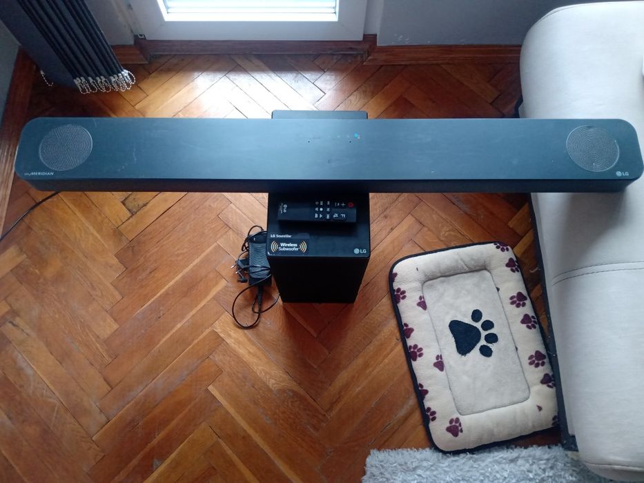 LG SN8YG Dolby Atmos 3.1.2 soundbar
