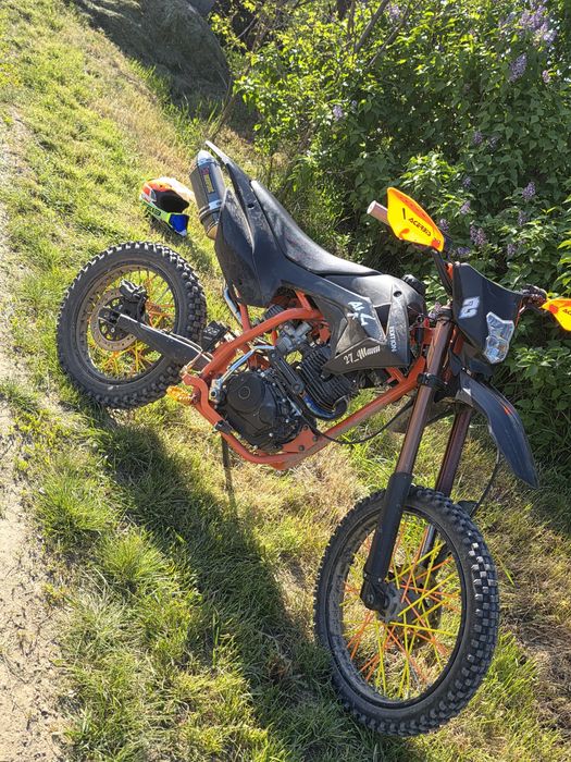 Vând kxd 150cc falcon