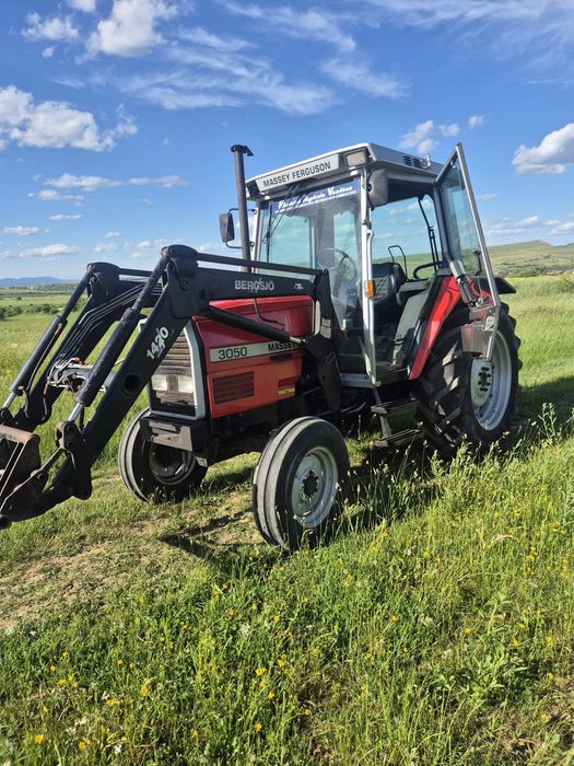 Vand tractor Fiat.  Massey Ferguson