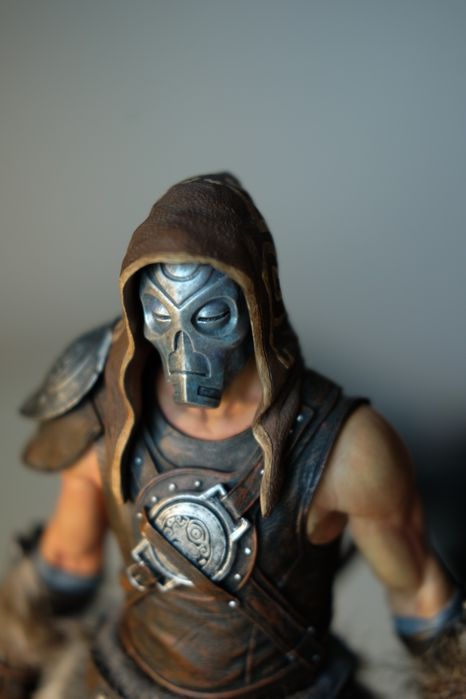 Skyrim Dragonborn Statue: Dragon Priest Mask Variant