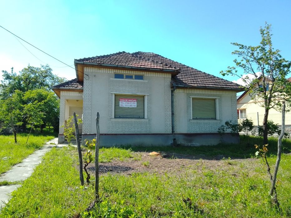 Casă în Viile Satu Mare cu 41 ari de teren