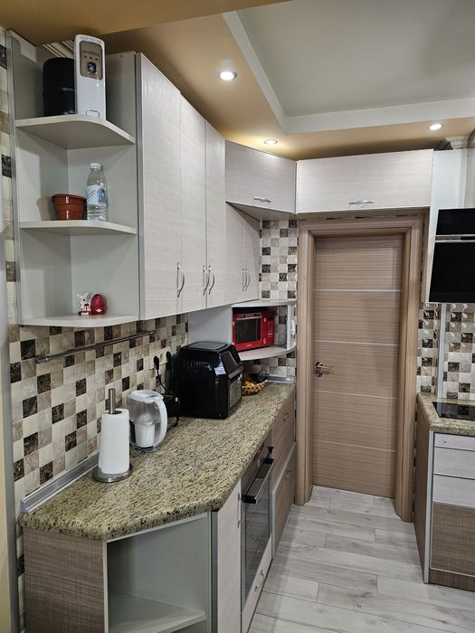 Продава се Двустаен апартамент в Варна, Кайсиева градина - 50 кв.м за 2580 €/кв.м - Снимка #8