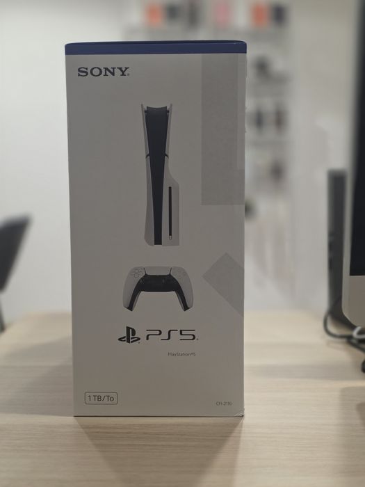 Vindem Playstation 5 sigilat Slim 1TB Disc Ed. Se ofera factura cu TVA