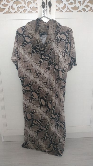 Продаю красивые платья