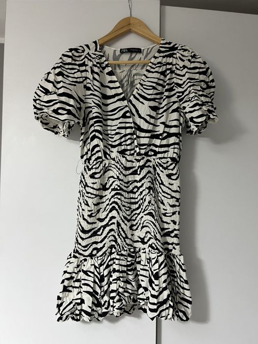Rochie scurta de ocazie
