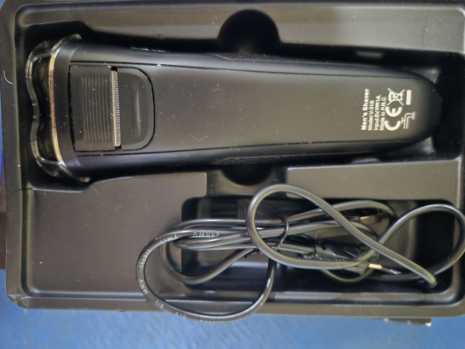 Продам м машинку для стрижкии для бритья