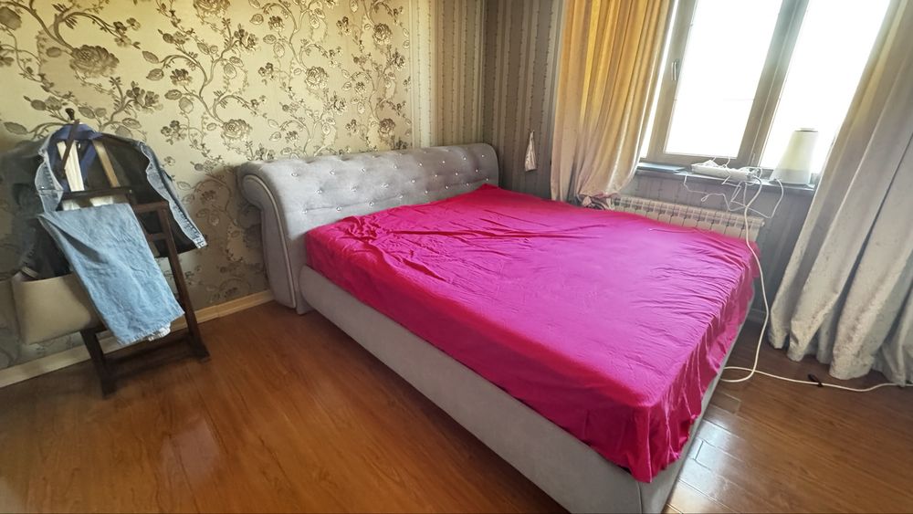 Продается кровать двуспальная