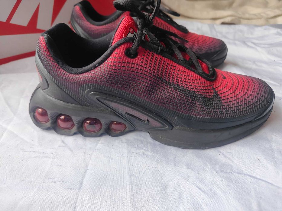 Маратонки NIKE AIR MAX   38.5/39/40