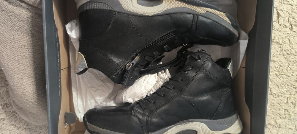 Кроссовки кожаные Pantoletti. Демисезон