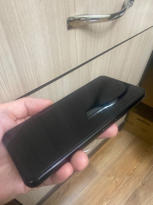 Самсунг s22 256 гб. в хорошем состоянии