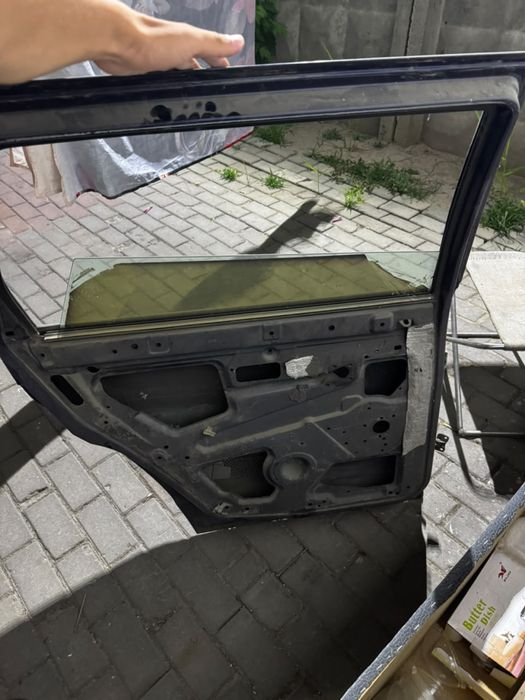 Продам дверь от приоры