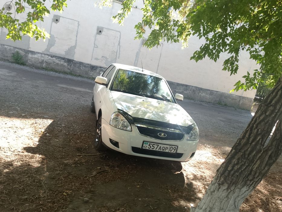 Продам Приору в идеальном состояние