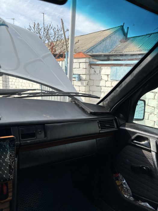 Продам мерседес 220 срочна