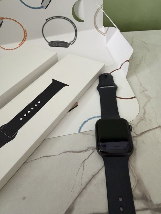 Apple Watch series 6, 44 mm