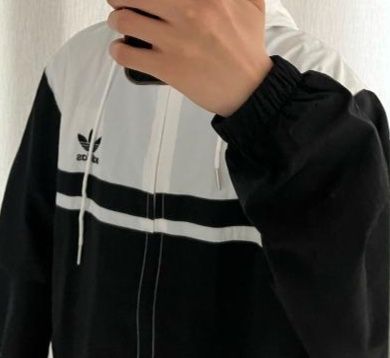 ветровка адидас XL полностью оригинал