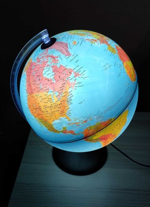 Географски глобус - нощна лампа