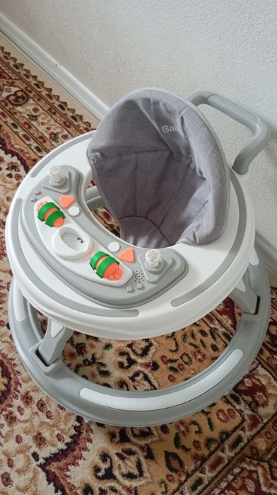 Детский ходунки.