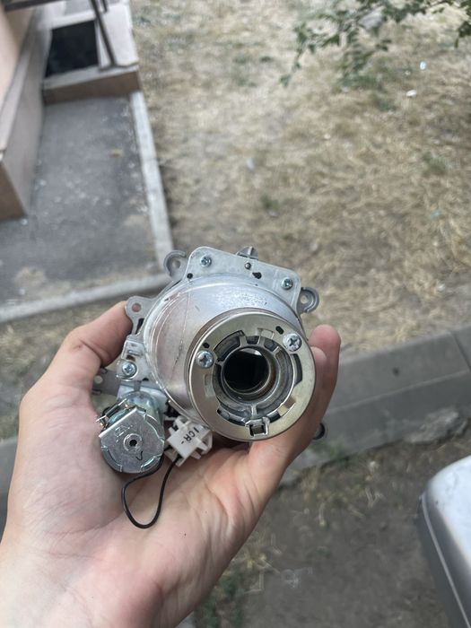 Продам линзы на фару для автомобиля