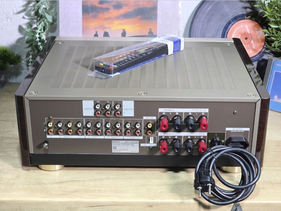 Amplificator SONY TA-F707 ES, gold șampanie, laterale lemn , Japan