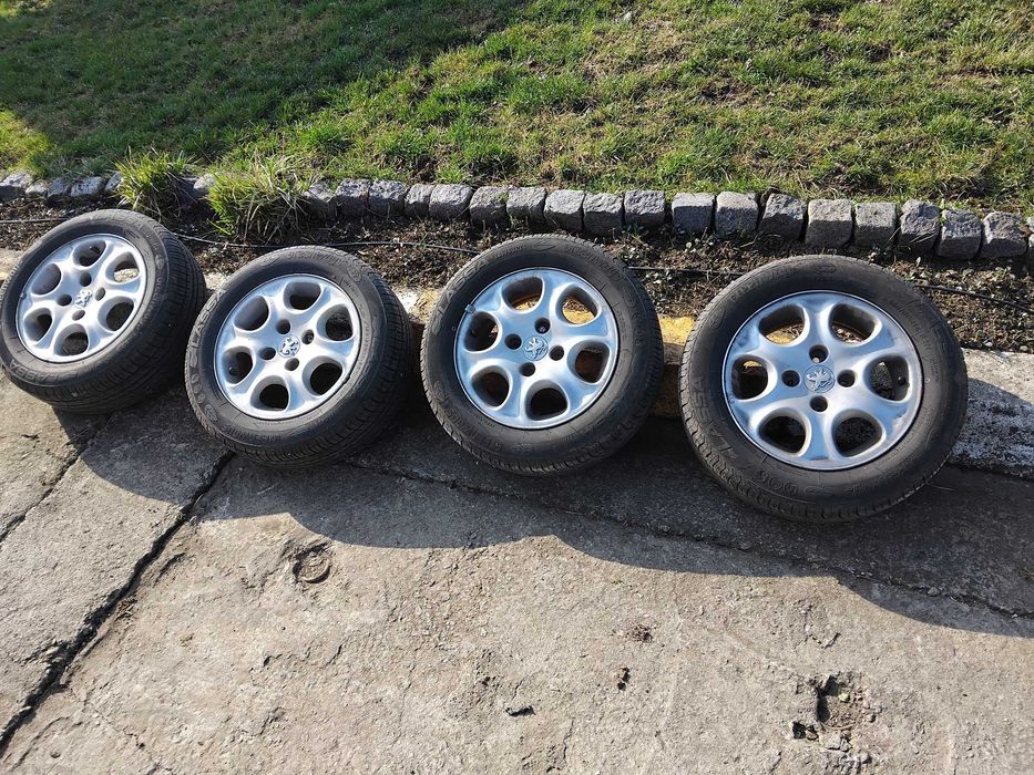 Летни гуми с ляти джанти 14 цола Пежо 206