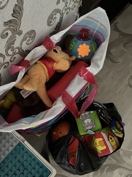 Детские игрушки.