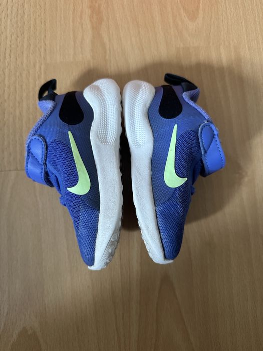 Детски маратонки NIKE Flex Advance/Revolution 7, размер 21 и 22