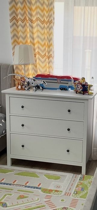 Vand mobilier dulap, comoda, birou , biblioteca. Dimensiuni in ultima poza.