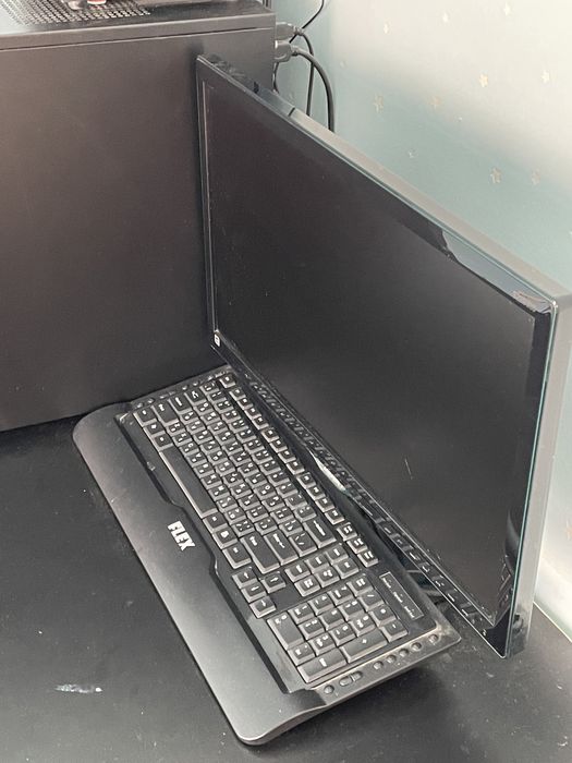 Компьютер сатылады.