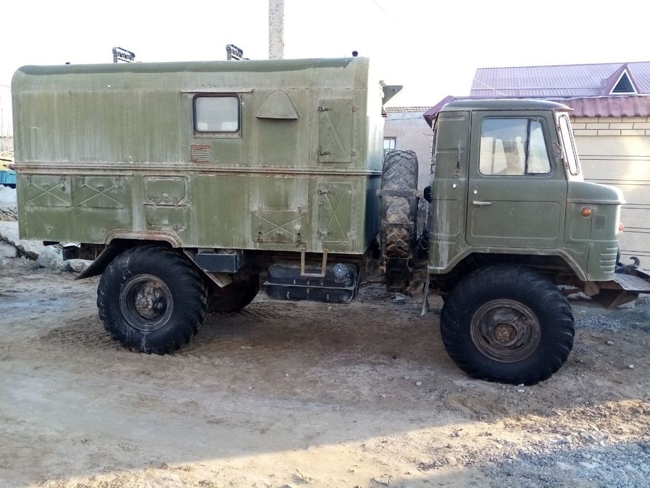 Газ 66 1990 год .