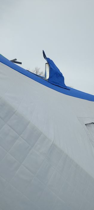 Палатка и печка.