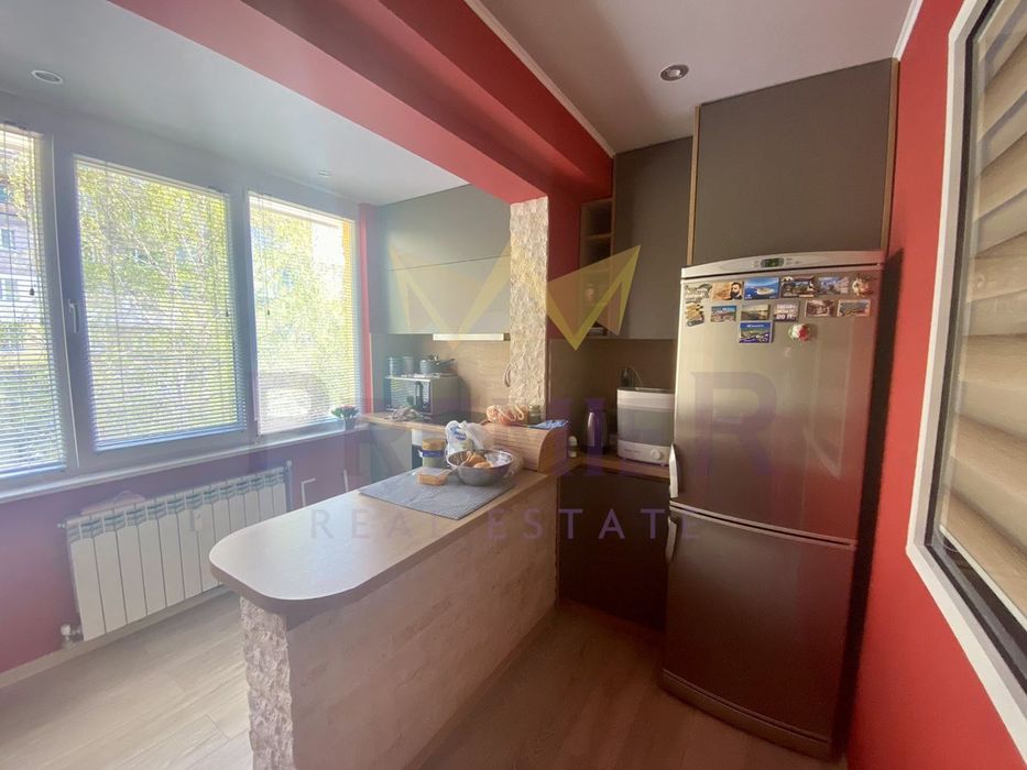 Продава се Тристаен апартамент в Перник, Изток - 73 кв.м за 1439 €/кв.м - Снимка #5