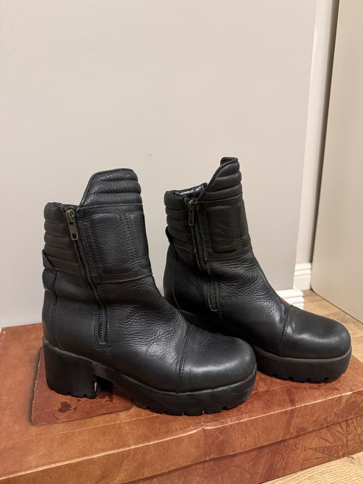 Черни кожени боти Firnarina