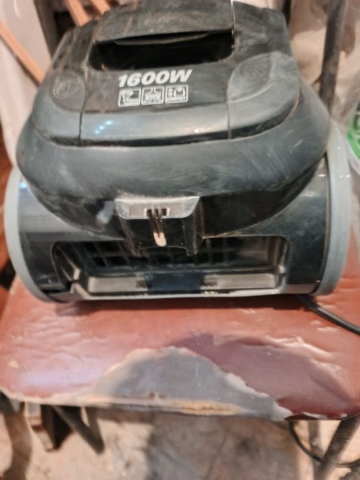 Срочно продам Пылесос надо  в ремонт