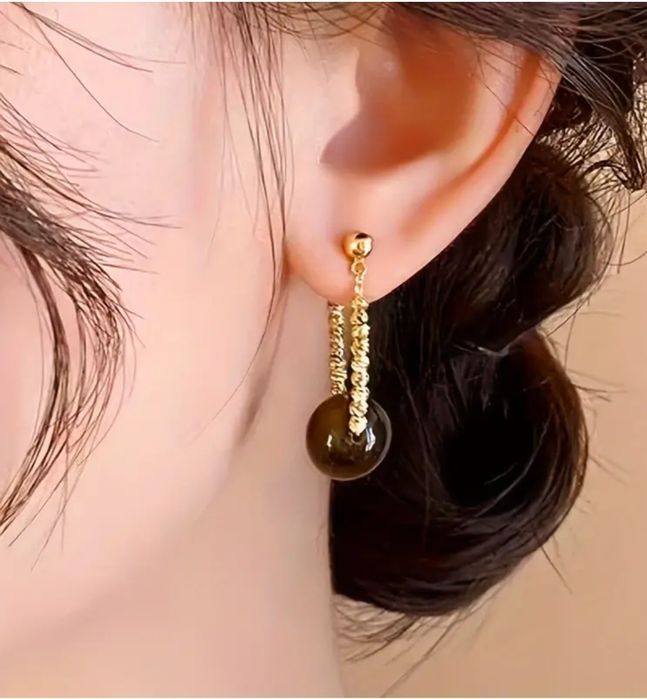 Прекрасни обици.